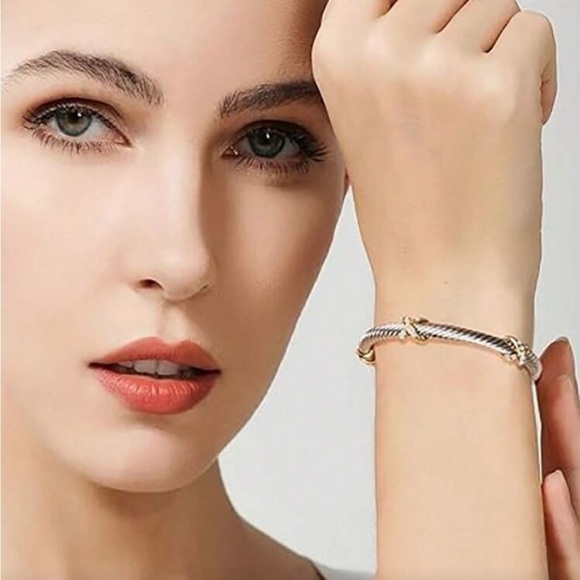 Luxury Gold Bezel Bangle– Modern Muse Elegance - Picture 2 of 7